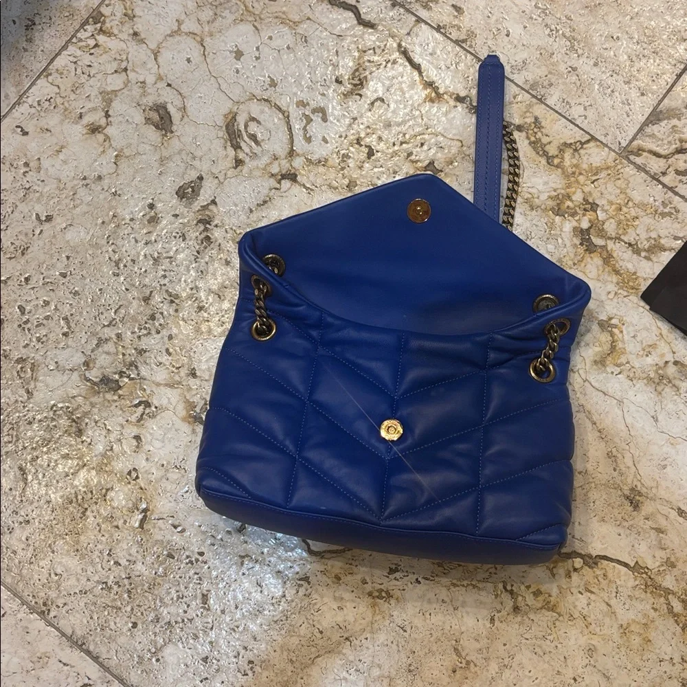UNBRANDED ALL LEATHER BAG with box - Picture 9 of 10